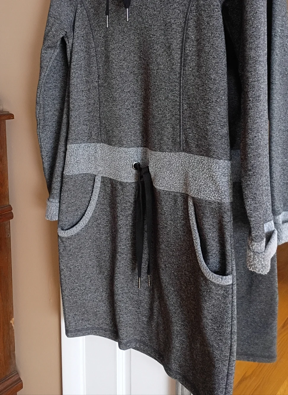 Freedom Trail Gray Fleece Hooded Sweater Dress Cowl Neck Pockets P/S Knee Length - Picture 3 of 11